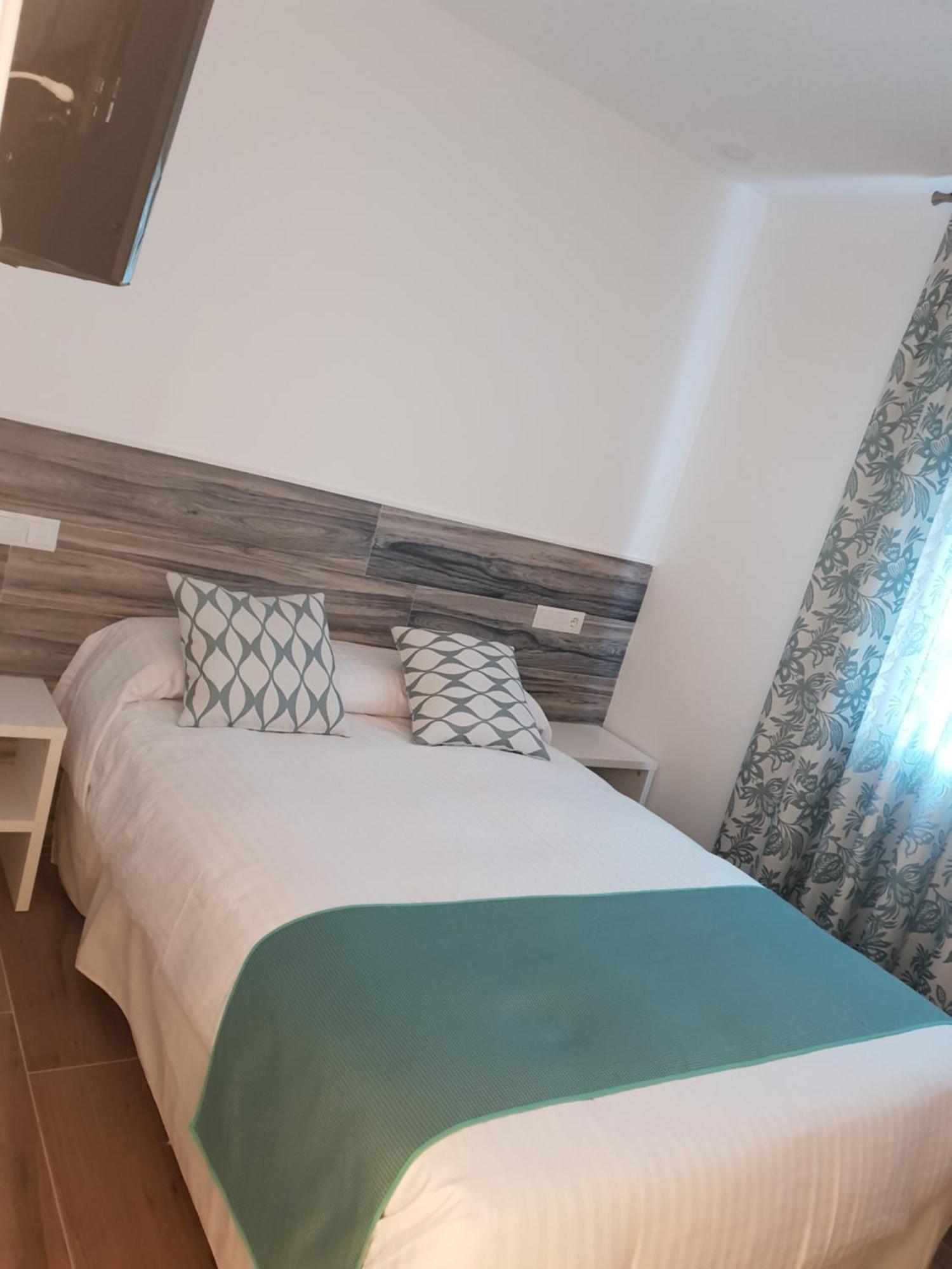 Hostal Cabanas Carboneras de Guadazaón Exterior photo