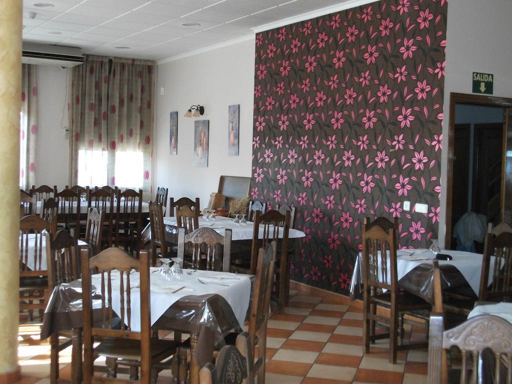 Hostal Cabanas Carboneras de Guadazaón Exterior photo