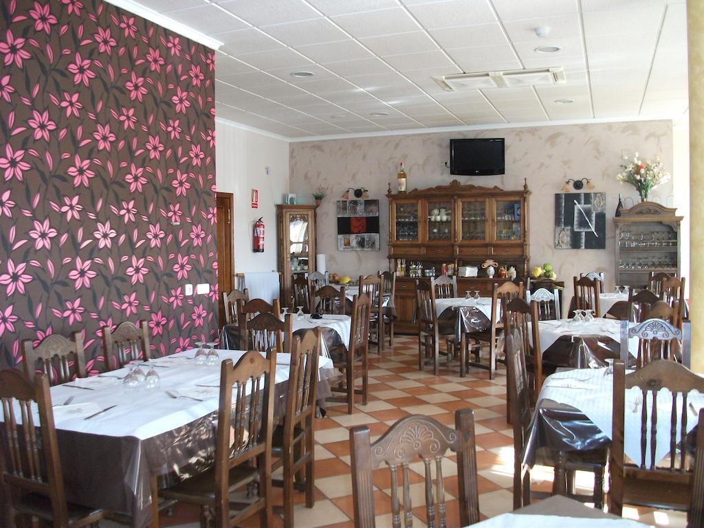 Hostal Cabanas Carboneras de Guadazaón Exterior photo